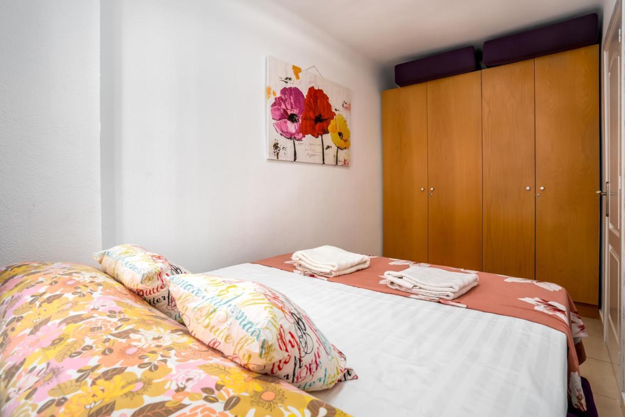 Apartamento Welcs Emp 018 Con Terraza Frente Al Mar Apartment Empuriabrava Bagian luar foto